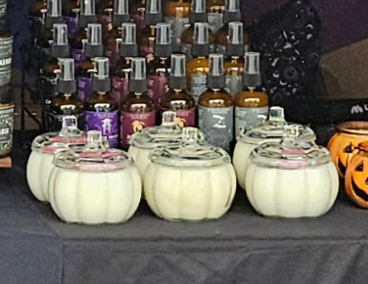 16oz glass pumpkin cottage witch
